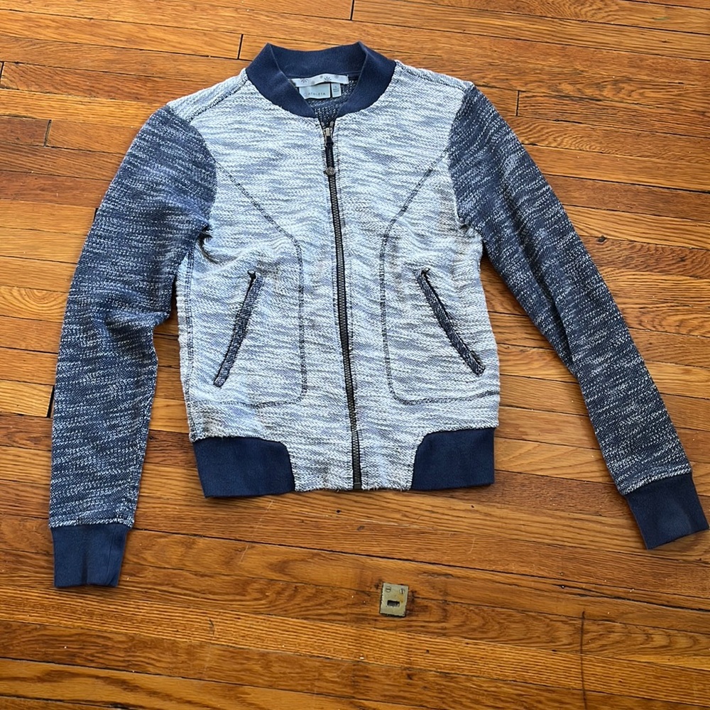 ATHLETA BOMBER JACKET SIZE SMALL